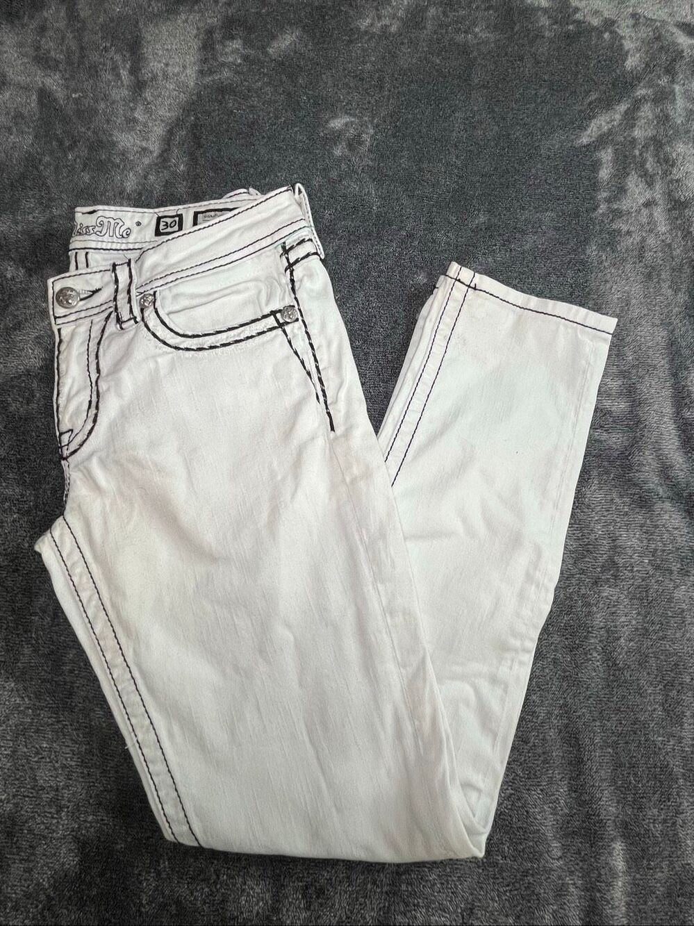 Miss Me Signature Cuffed Skinny Jeans Women’s Size 30 White Contrast Stitch Deni
